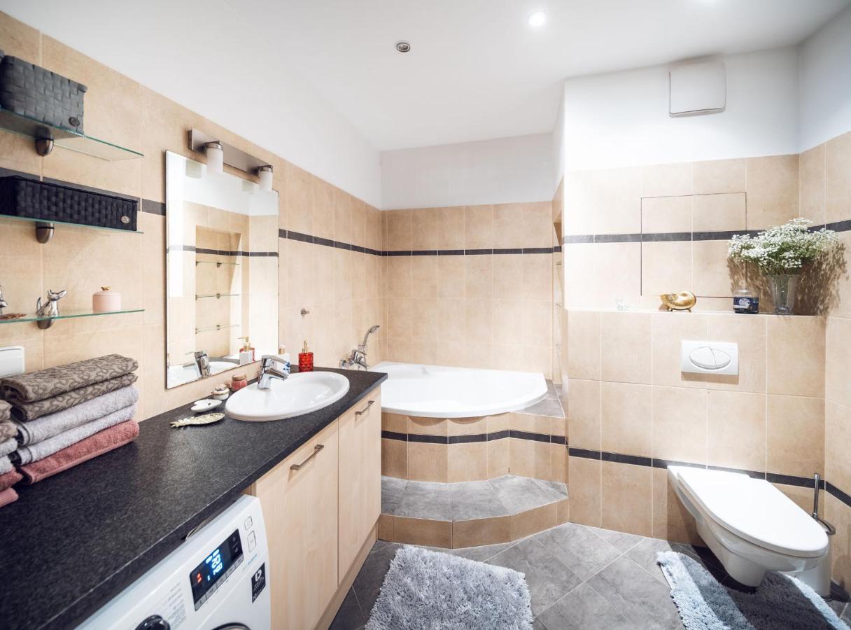 Silvie Apartments - Hejcin Olomouc Eksteriør bilde